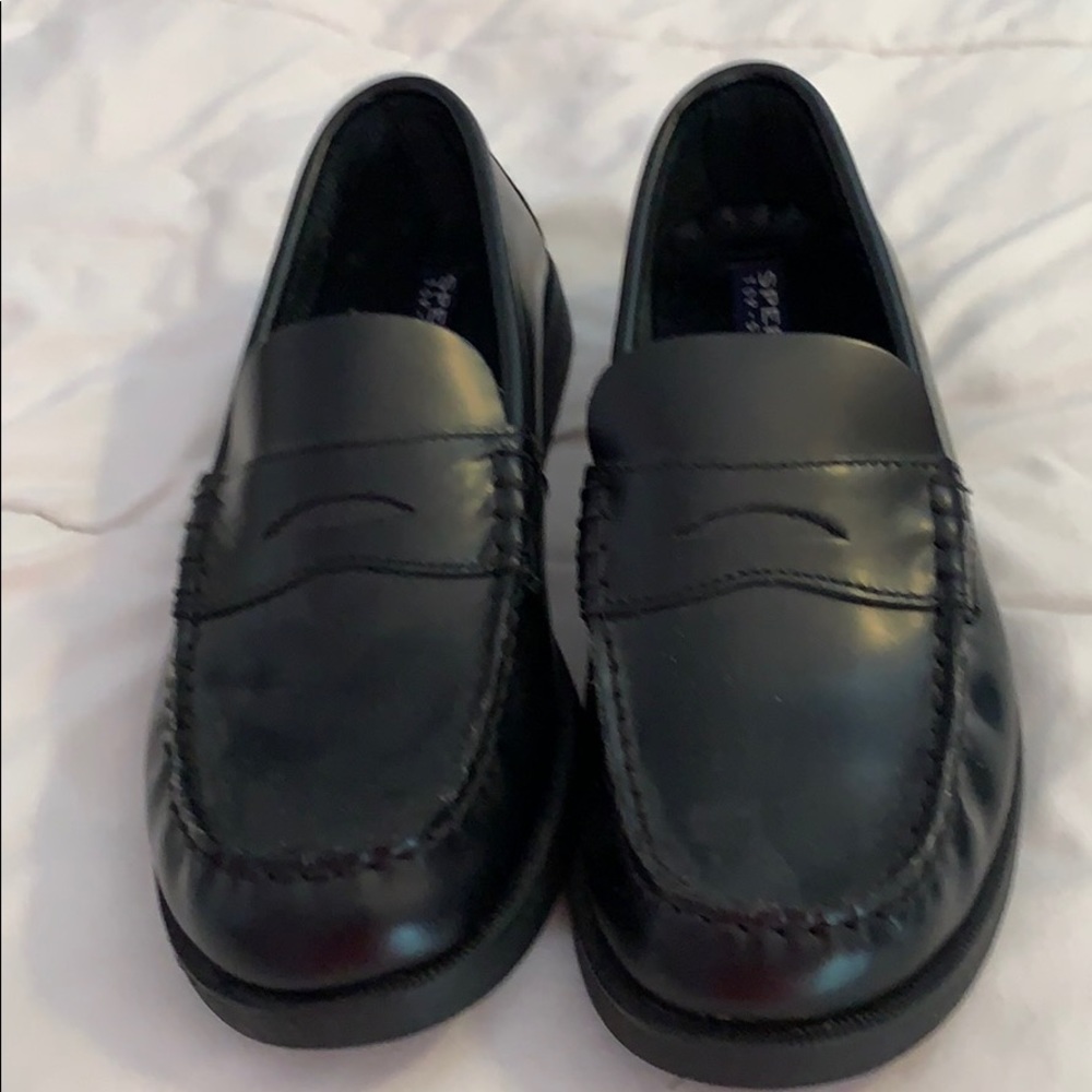 Boys shoes